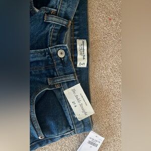 Abercrombie & Fitch Ultra High Rise Ankle Straight Denim